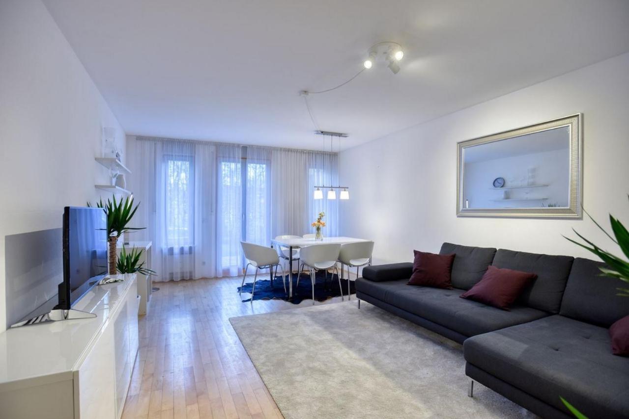 Fasanenstrasse Stylish Apartment Berlijn