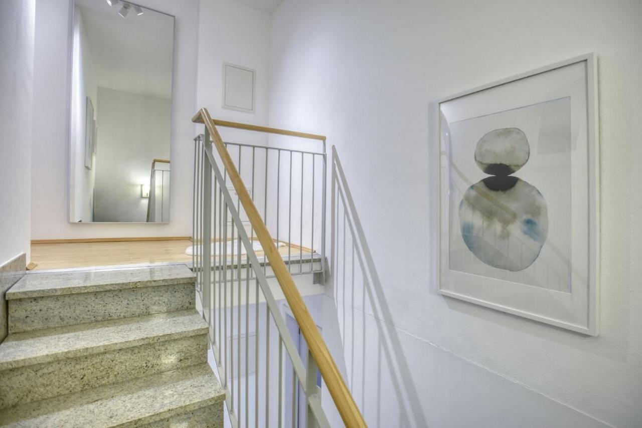 Fasanenstrasse Stylish Apartment
